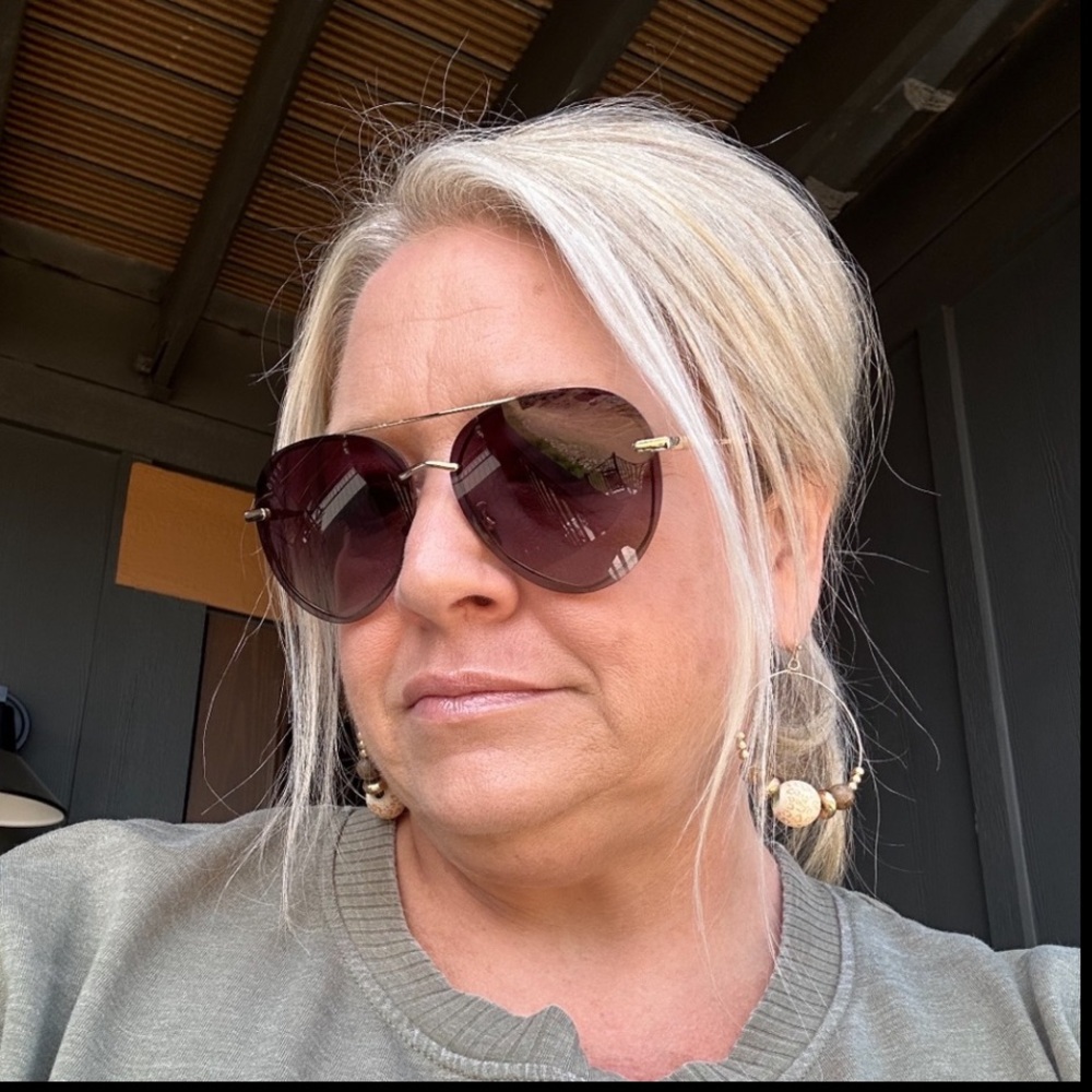 Meet your Posher, Susan
